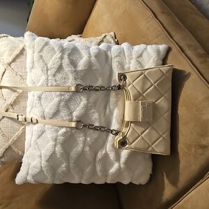 NWT Steve Madden Purse Crossbody Quilted Handbag - BEIGE